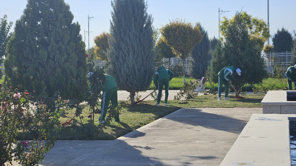 KÖPÇÜLIKLEÝIN EKOLOGIÝA ÇÄRELERI – WATANYMYZYŇ GÜLLÄP ÖSMEGINE GOŞANTDYR