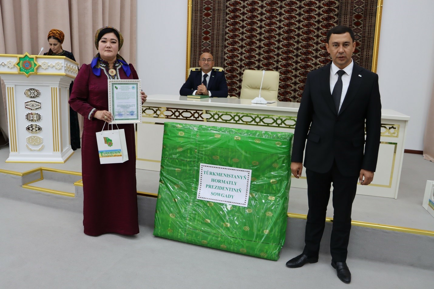 Ýaryş ussatlary saýlaýar